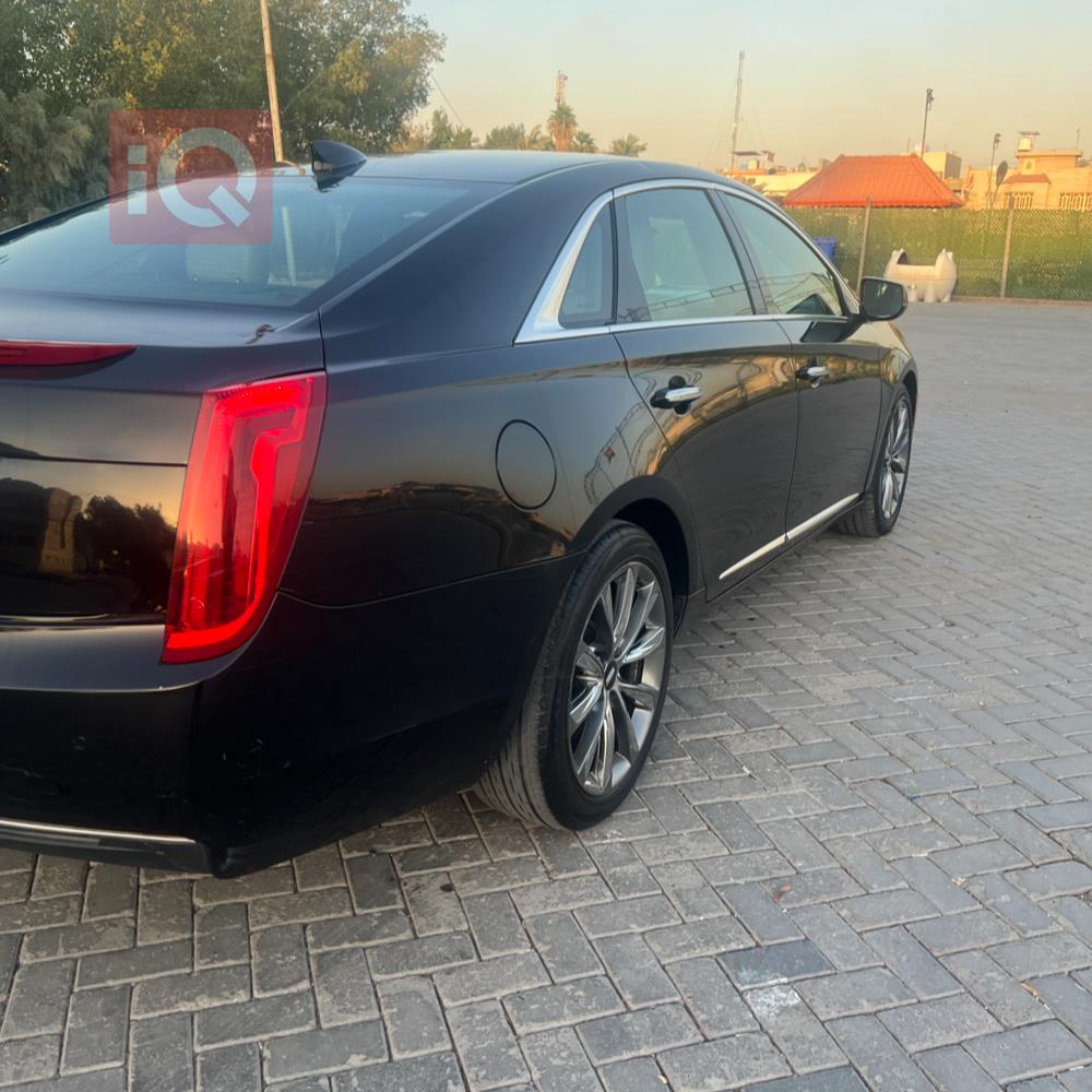 كاديلاك XTS